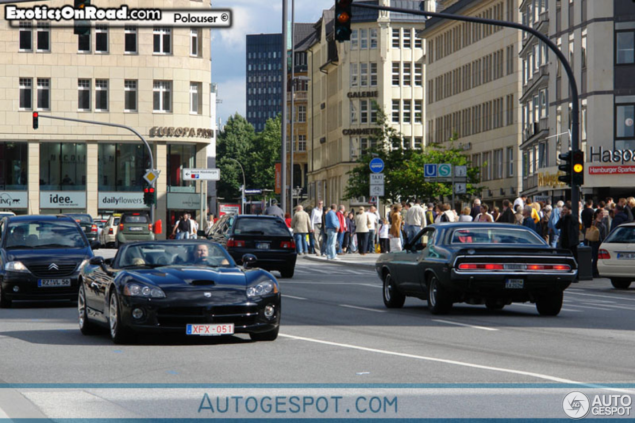 Dodge Viper SRT-10 Roadster 2003