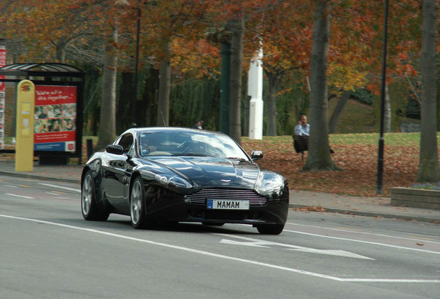 Aston Martin V8 Vantage