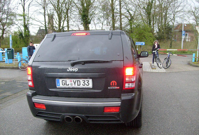 Jeep Grand Cherokee SRT-8 2005