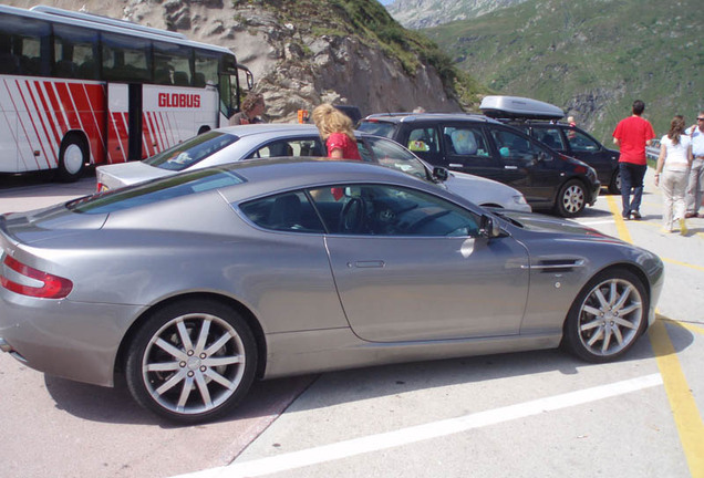 Aston Martin DB9