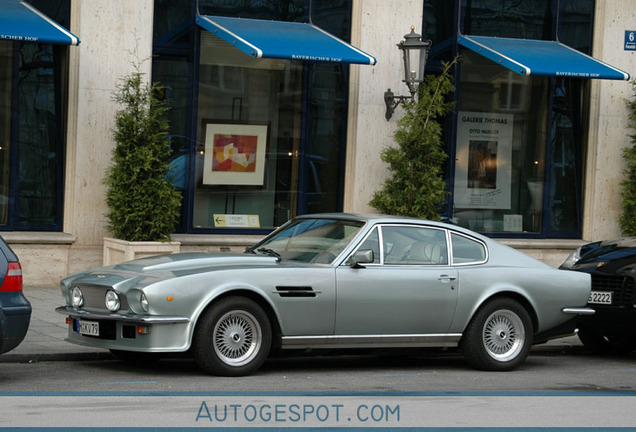 Aston Martin V8 Vantage 1977-1989