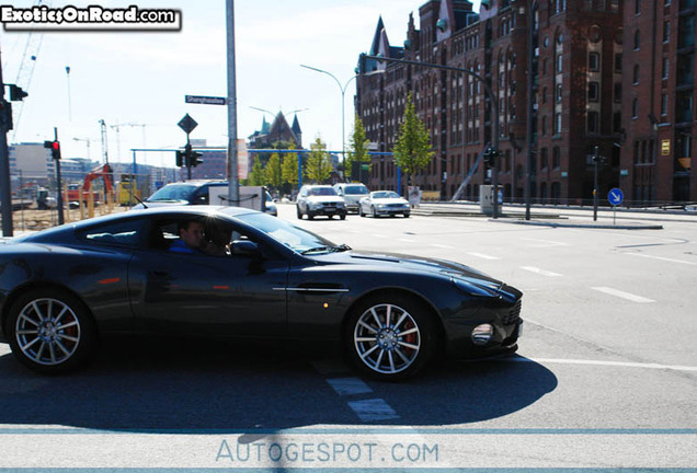 Aston Martin Vanquish S