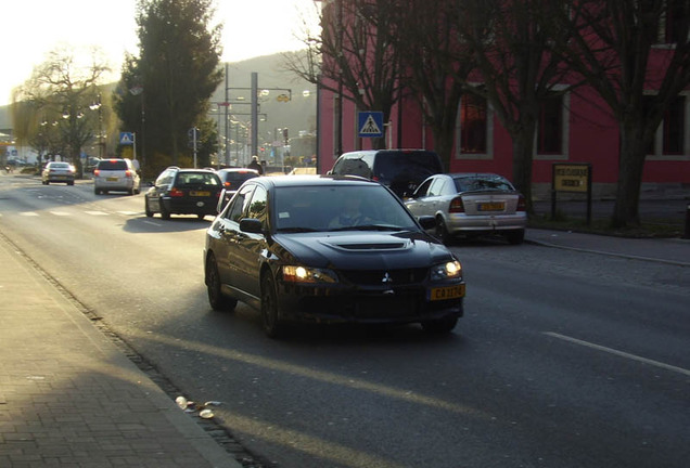 Mitsubishi Lancer Evolution IX