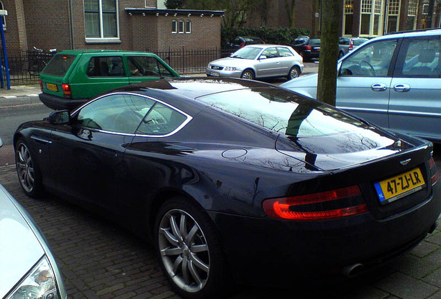 Aston Martin DB9