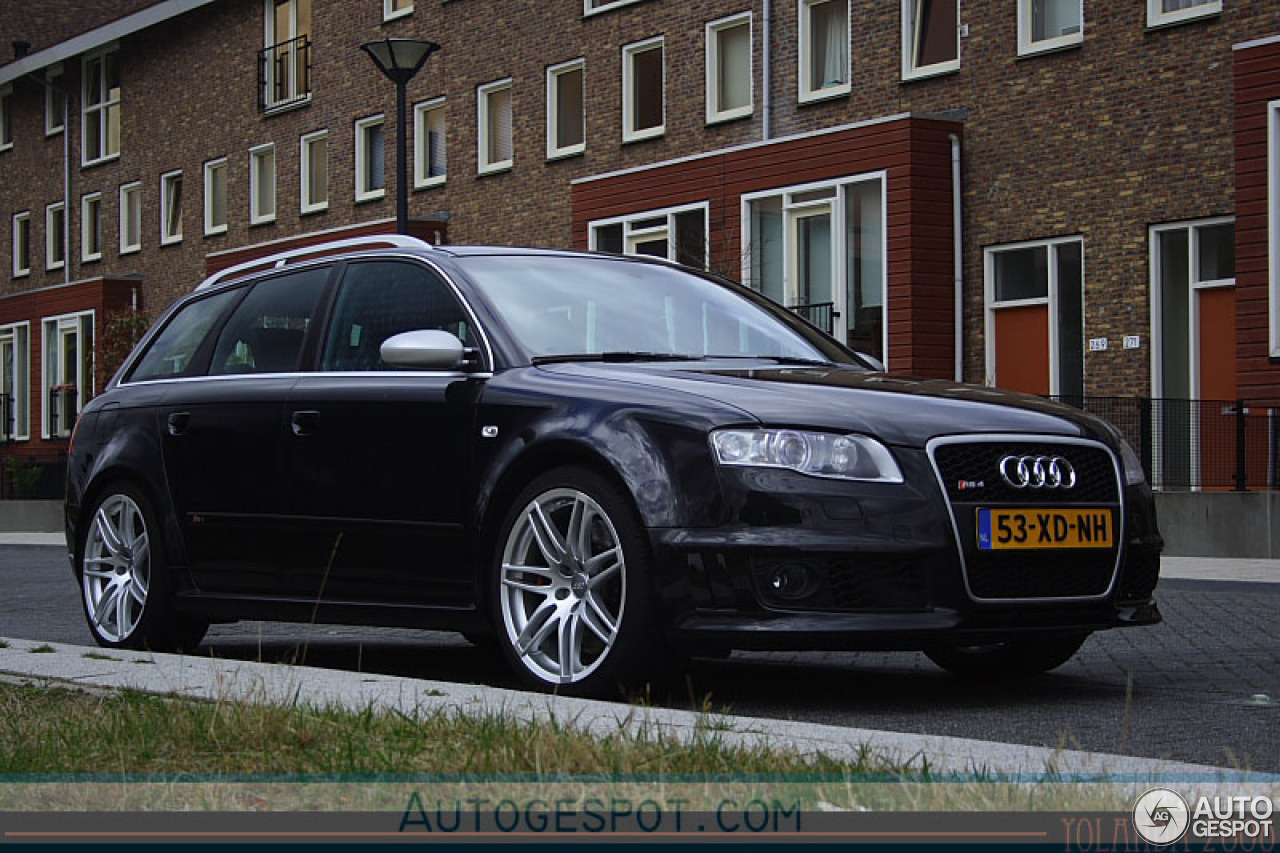 Audi RS4 Avant B7