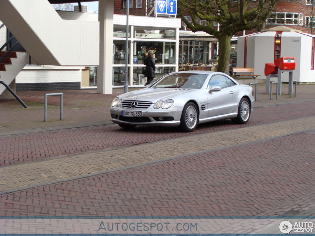 Mercedes-Benz SL 55 AMG R230