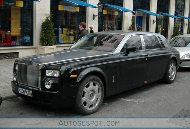 Rolls-Royce Phantom EWB