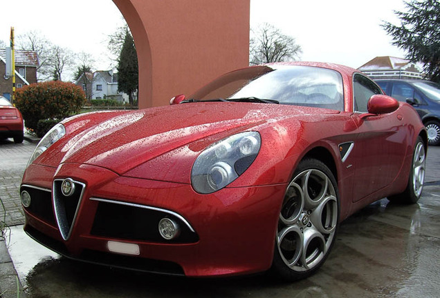 Alfa Romeo 8C Competizione