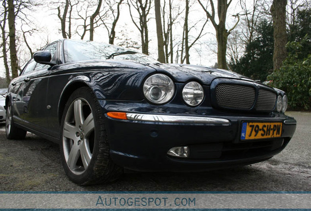 Jaguar XJR