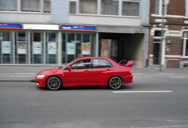 Mitsubishi Lancer Evolution VIII FQ