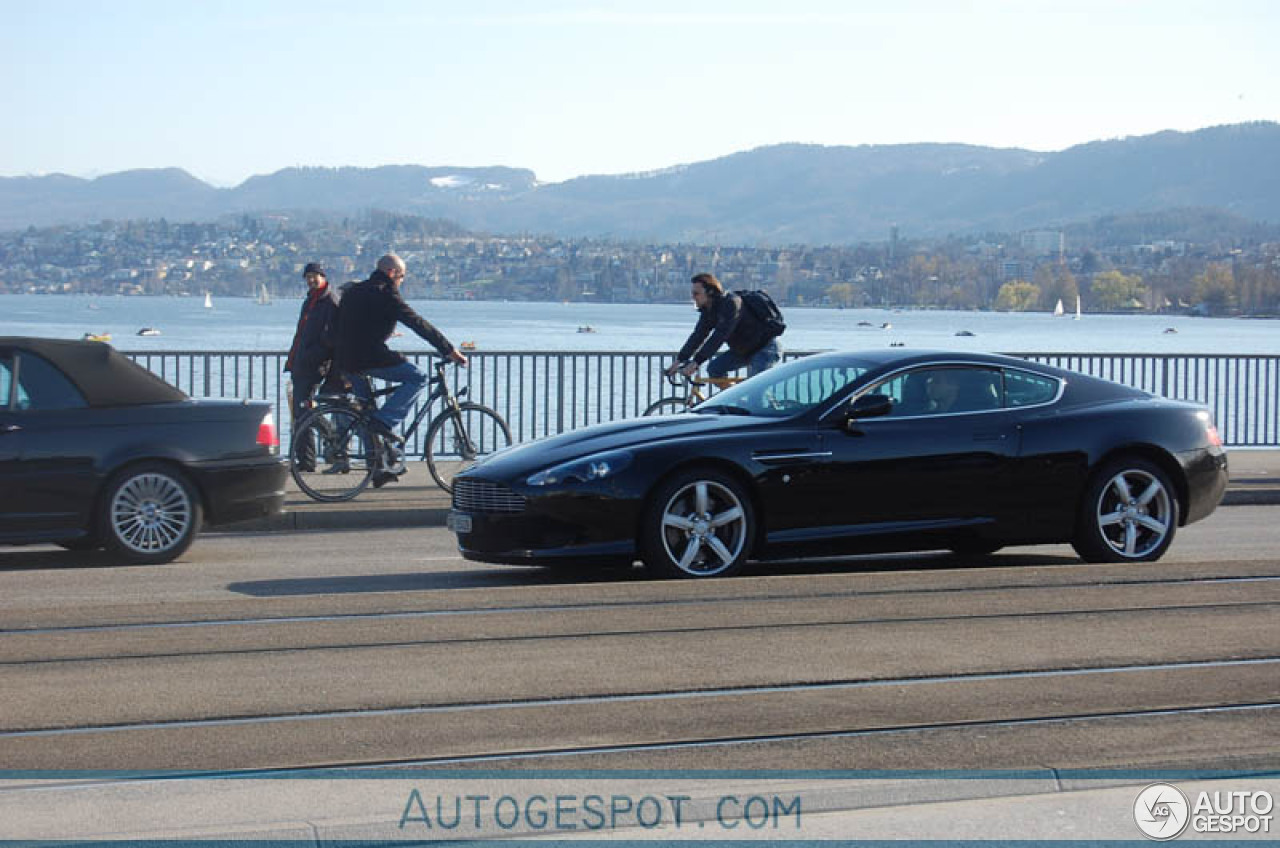 Aston Martin DB9