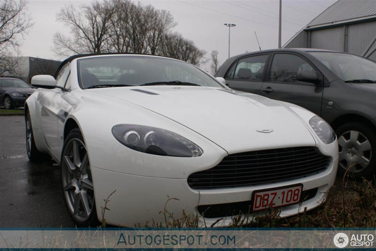 Aston Martin V8 Vantage Roadster