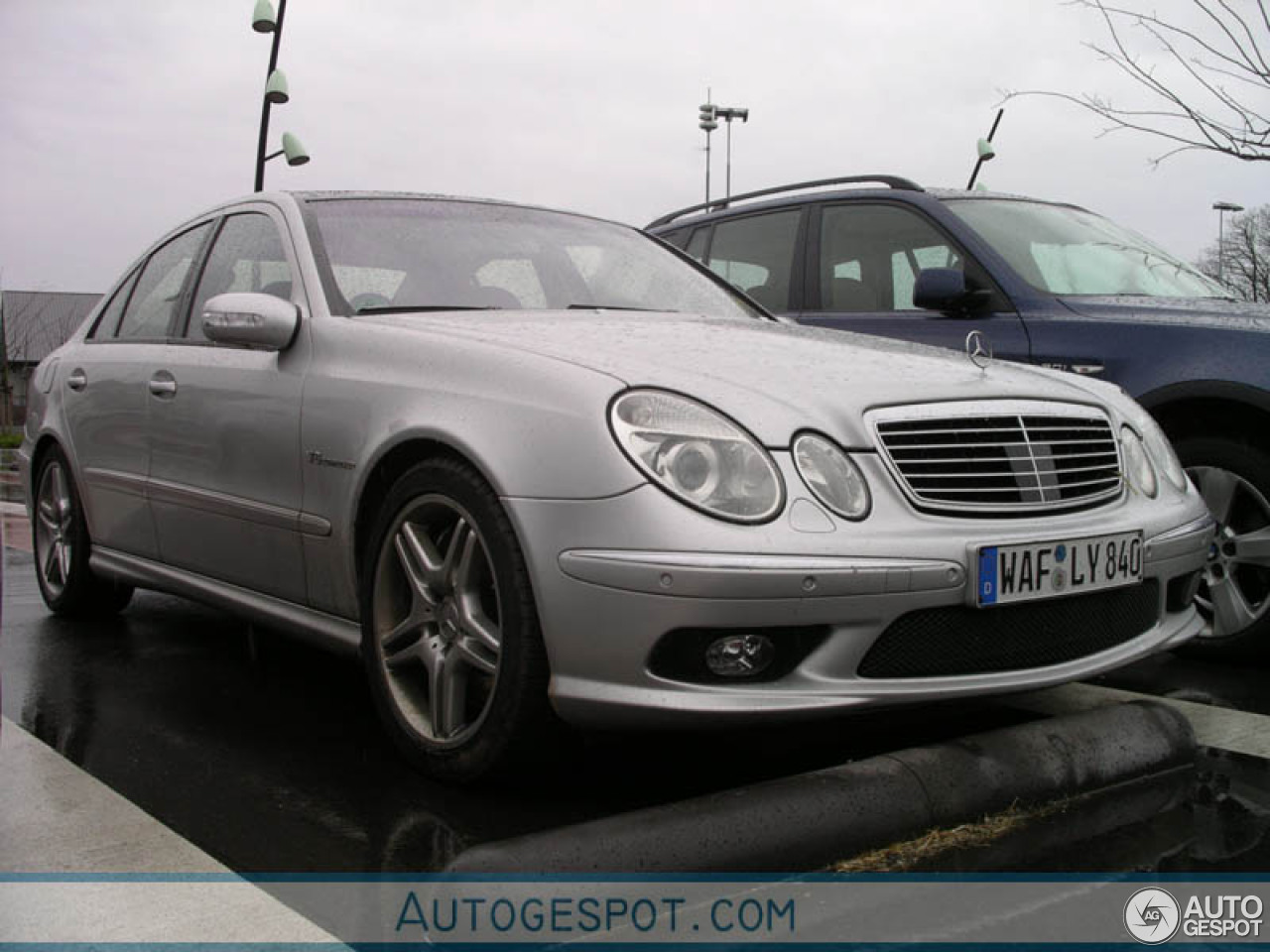 Mercedes-Benz E 55 AMG