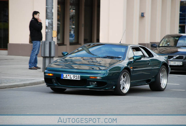 Lotus Esprit V8 GT