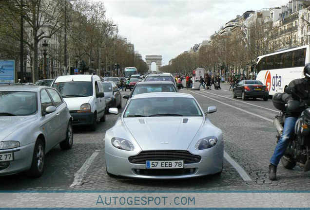 Aston Martin V8 Vantage