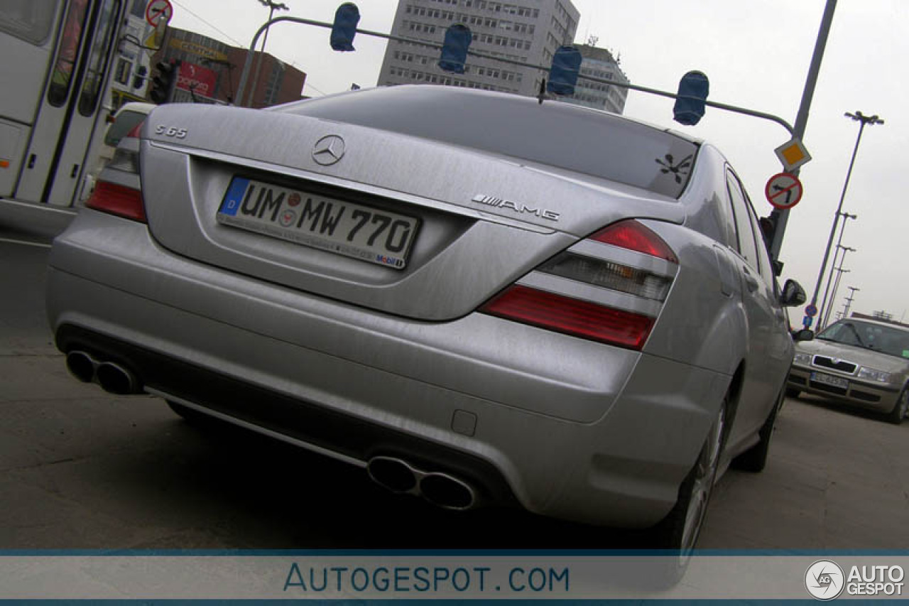 Mercedes-Benz S 65 AMG V221