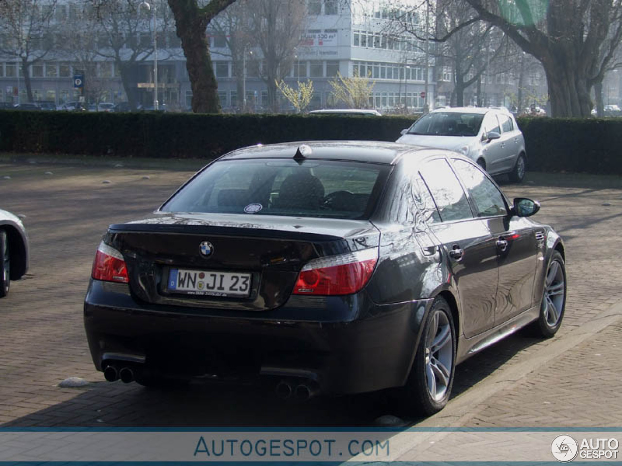 BMW M5 E60 2005