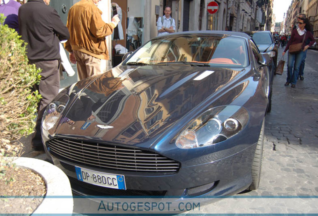 Aston Martin DB9 Volante