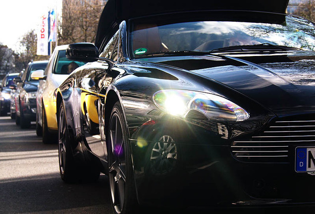 Aston Martin V8 Vantage Roadster