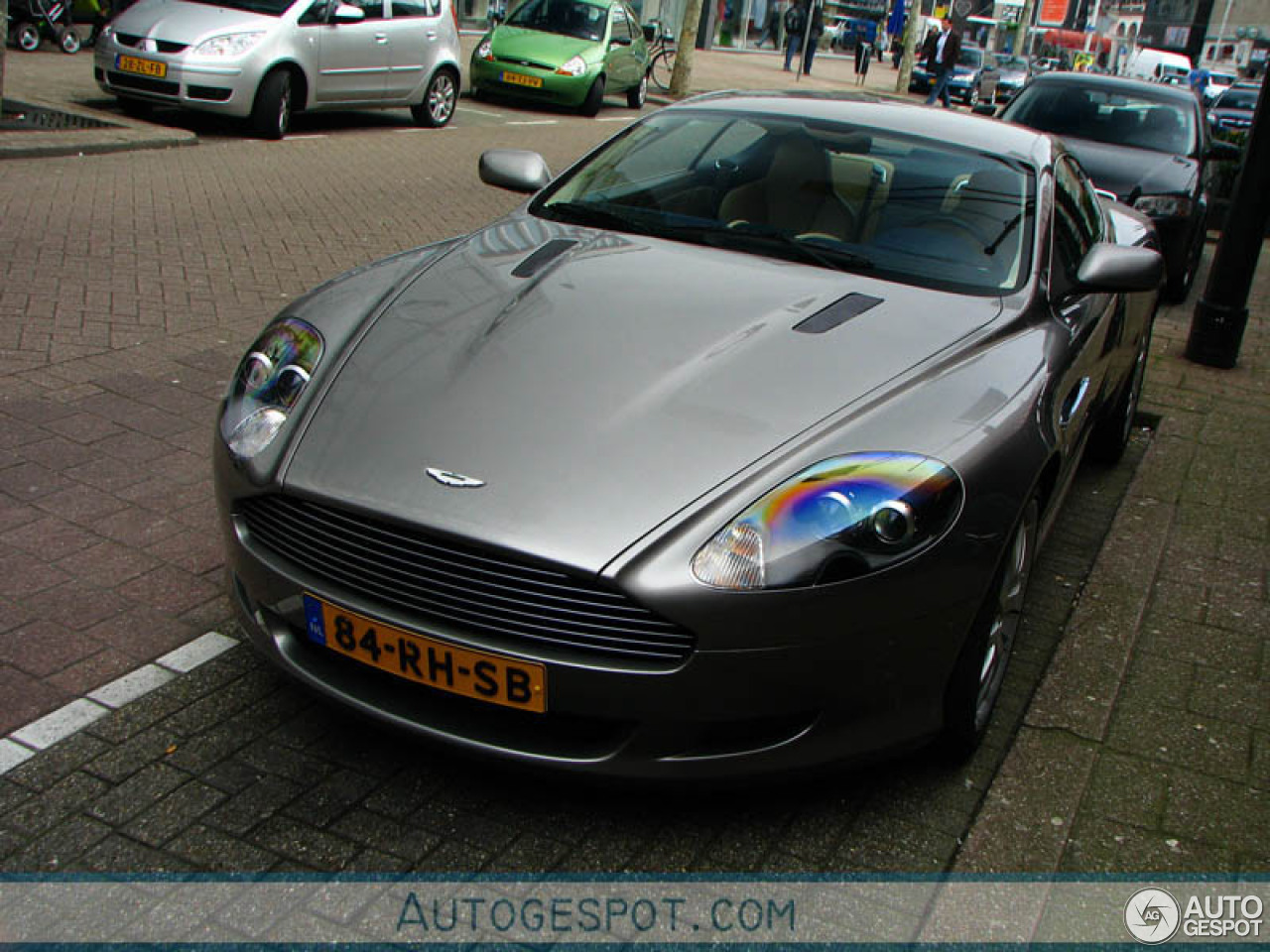 Aston Martin DB9