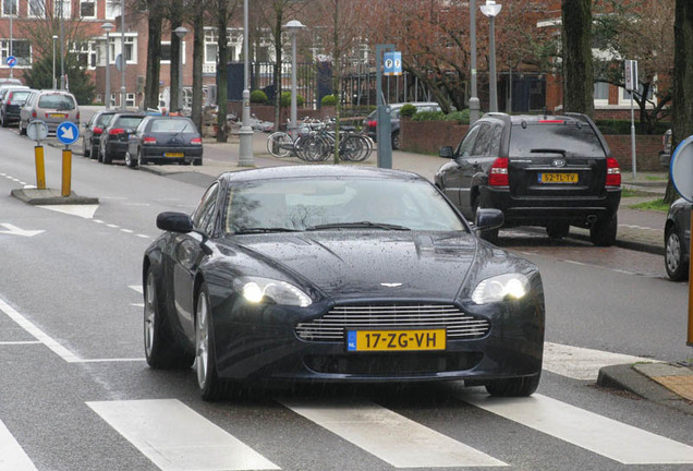 Aston Martin V8 Vantage