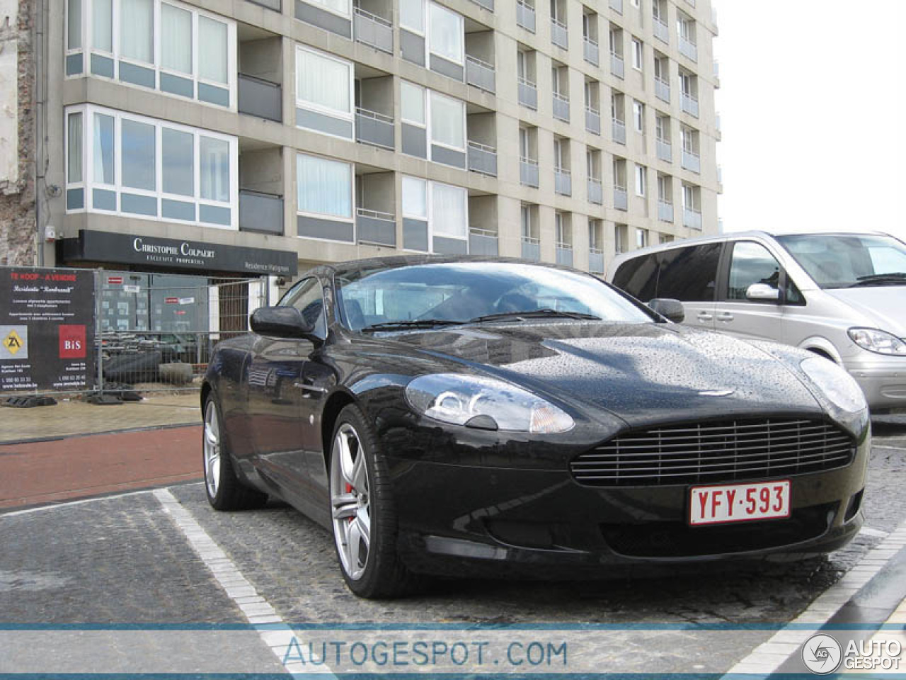 Aston Martin DB9