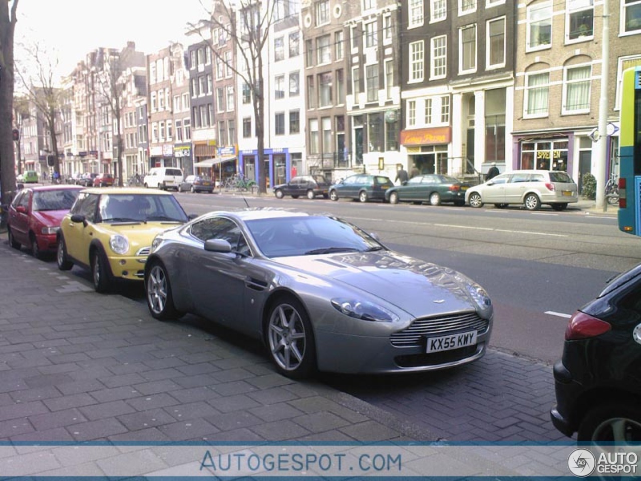 Aston Martin V8 Vantage