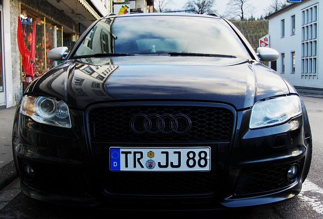 Audi RS4 Avant B7