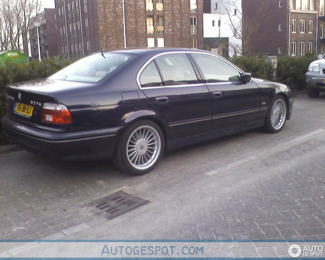 Alpina B10 V8