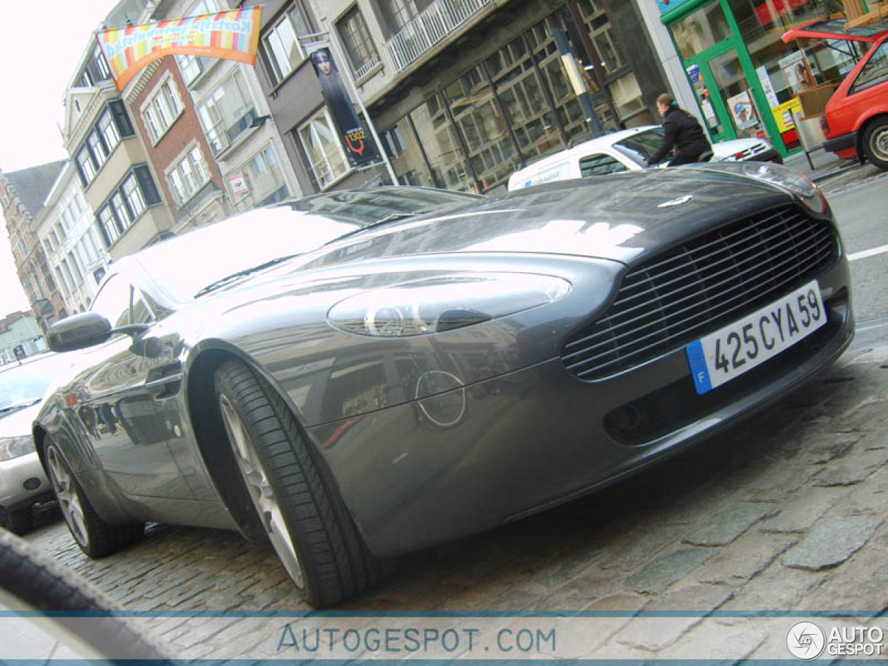 Aston Martin V8 Vantage