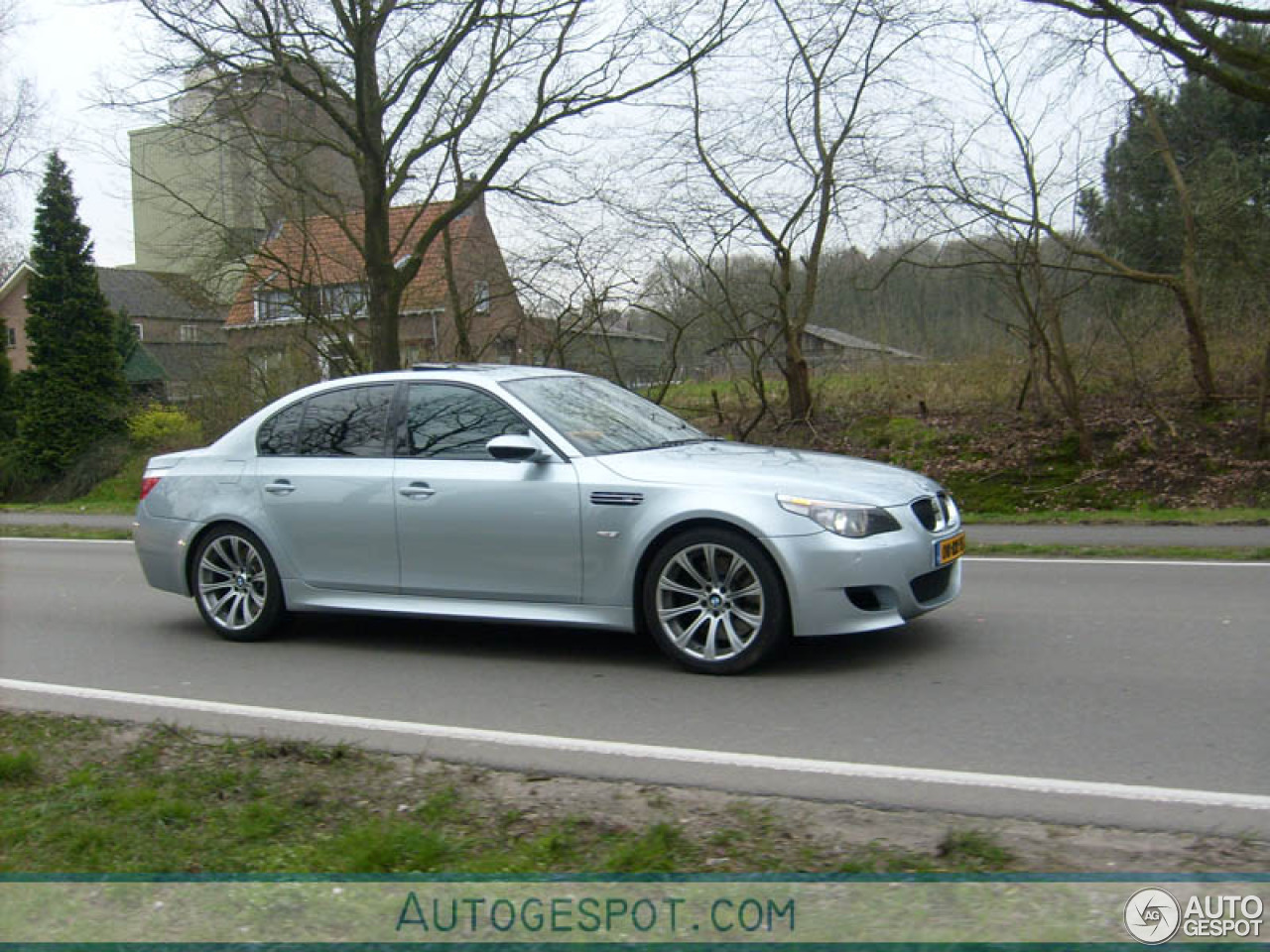 BMW M5 E60 2005