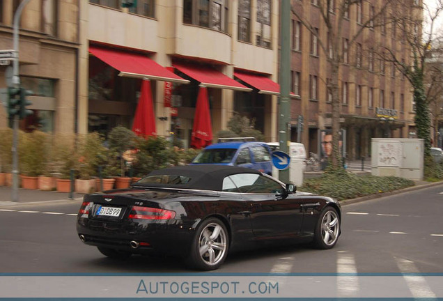 Aston Martin DB9 Volante