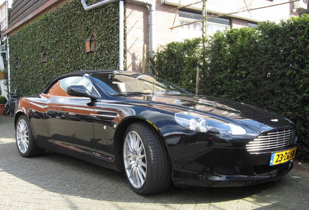 Aston Martin DB9 Volante