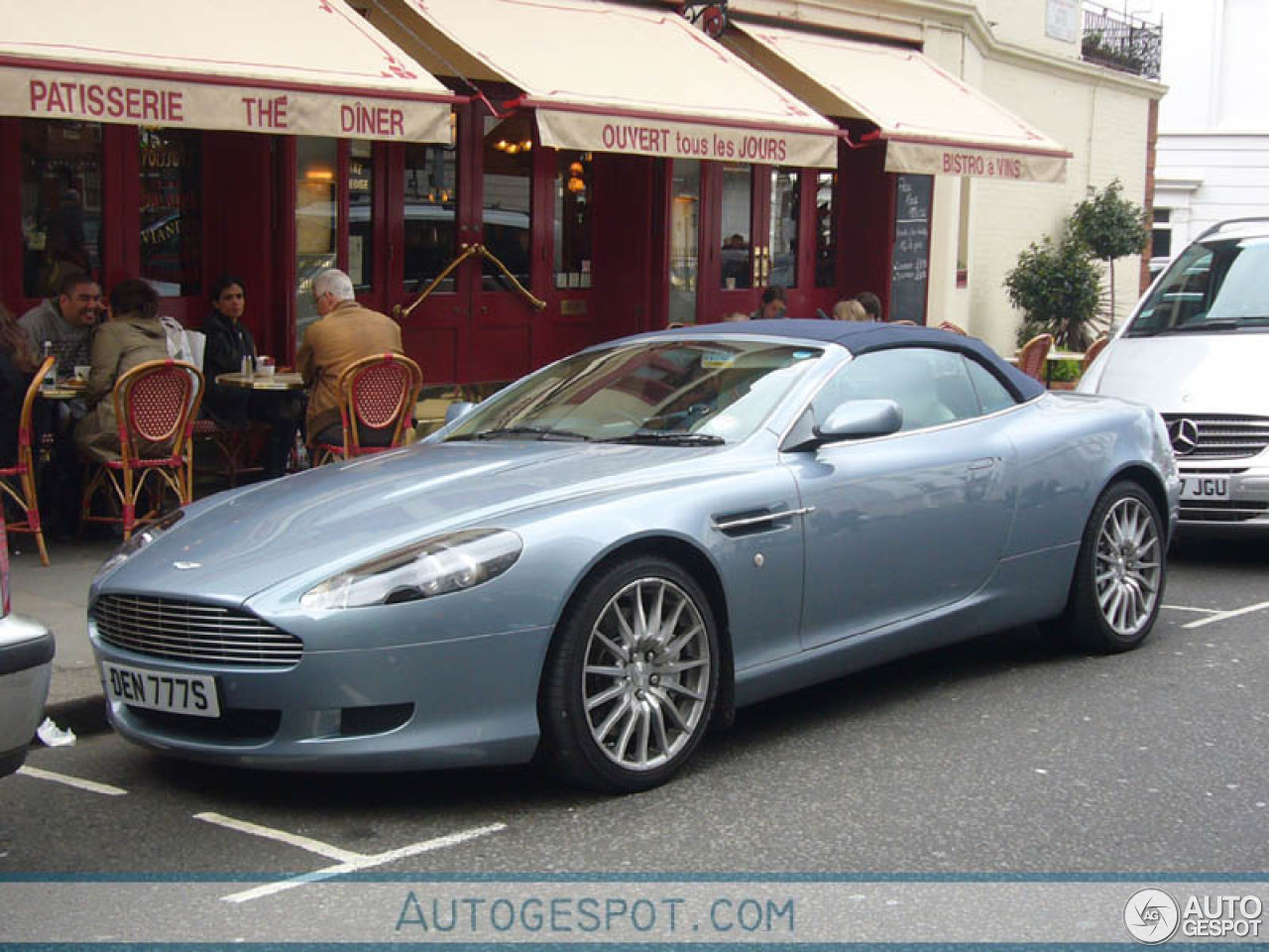 Aston Martin DB9 Volante