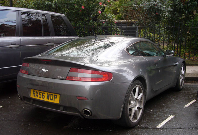 Aston Martin V8 Vantage