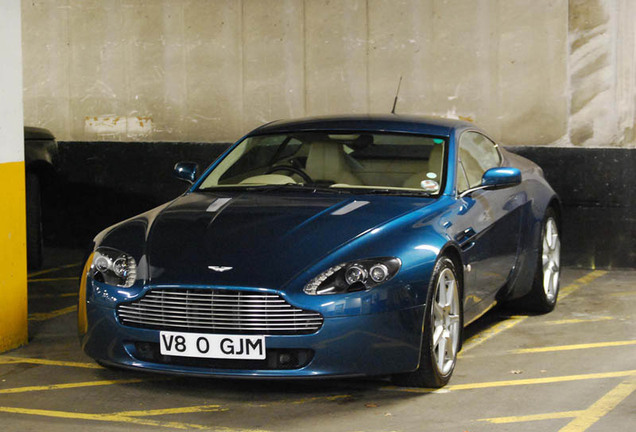 Aston Martin V8 Vantage