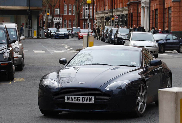 Aston Martin V8 Vantage