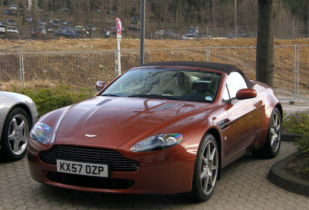 Aston Martin V8 Vantage Roadster