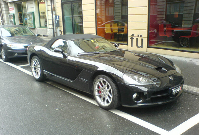 Dodge Viper SRT-10 Roadster 2003