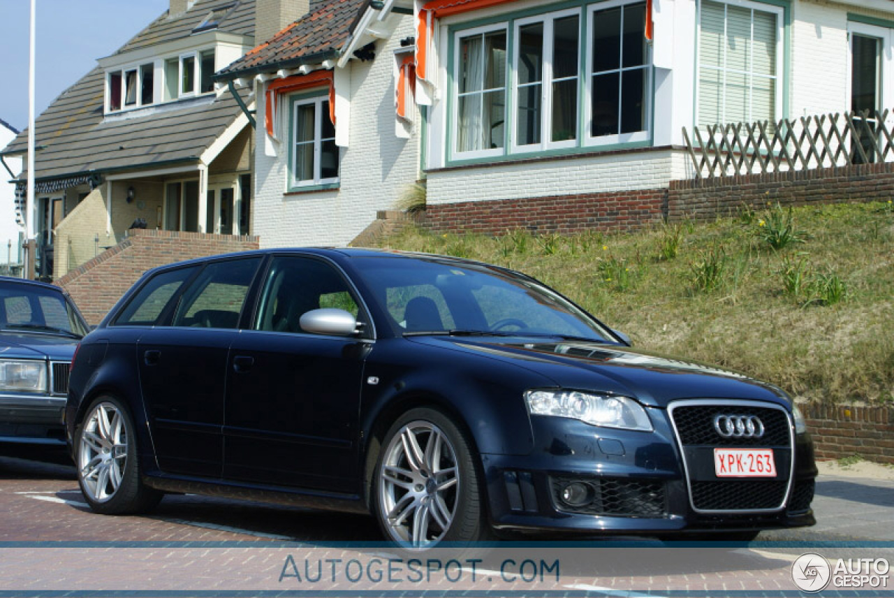 Audi RS4 Avant B7