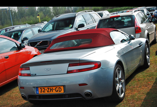 Aston Martin V8 Vantage Roadster