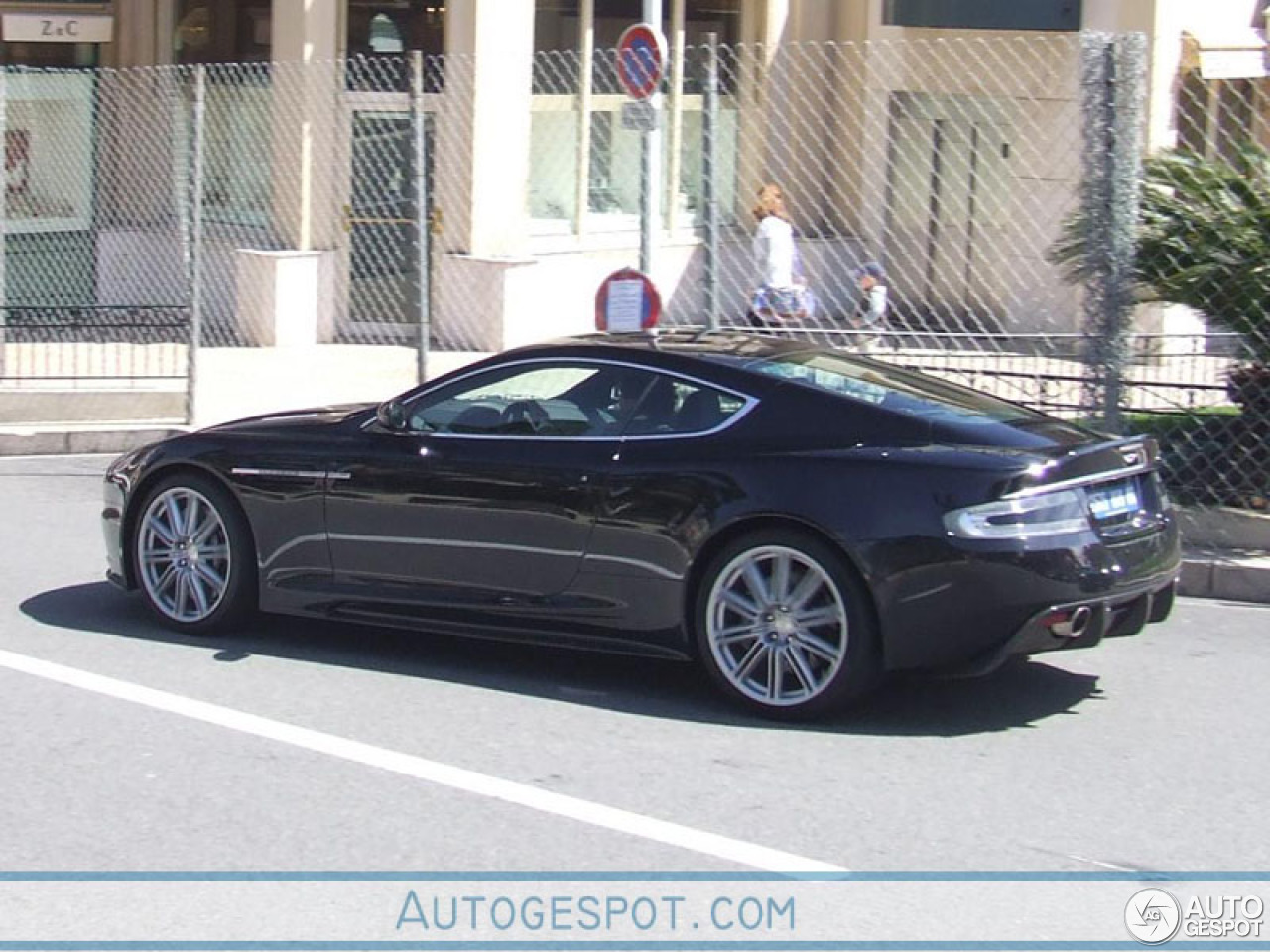 Aston Martin DBS