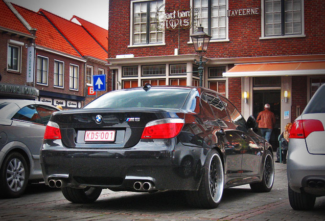 BMW M5 E60 2005