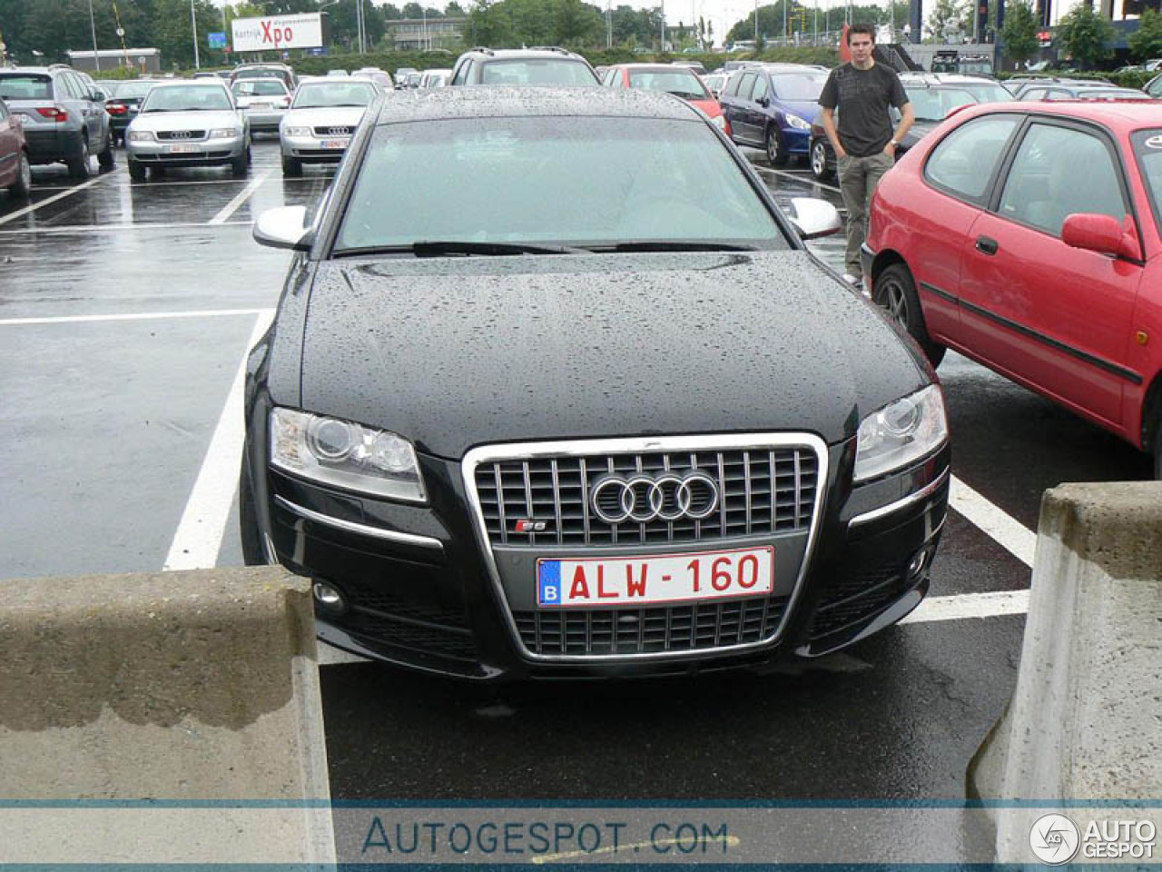 Audi S8 D3