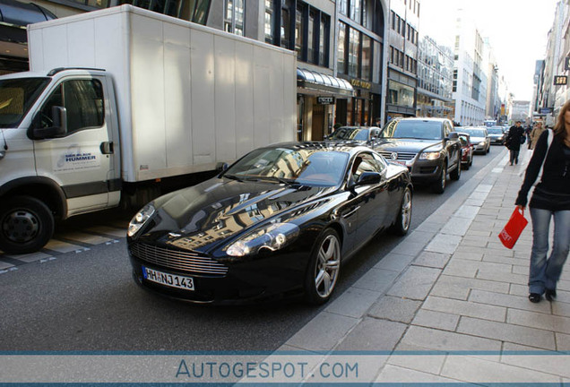 Aston Martin DB9