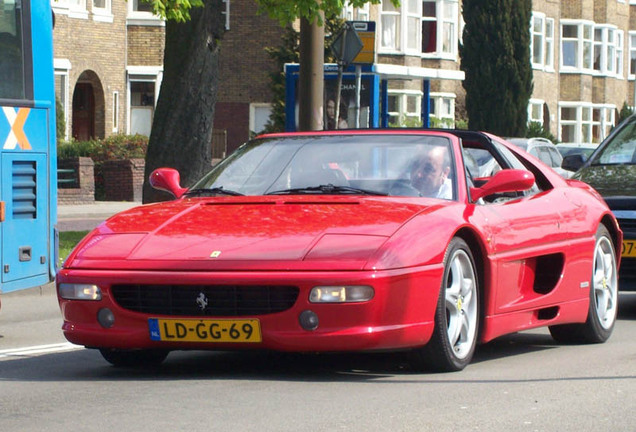 Ferrari F355 GTS