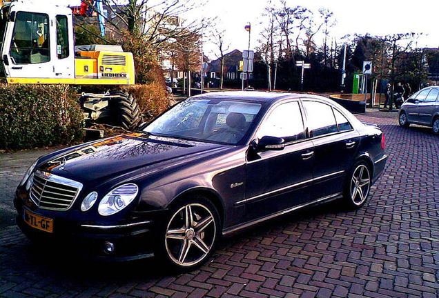 Mercedes-Benz E 63 AMG