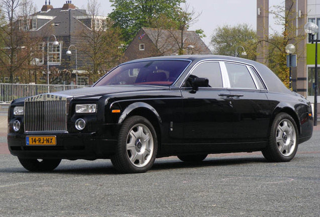 Rolls-Royce Phantom