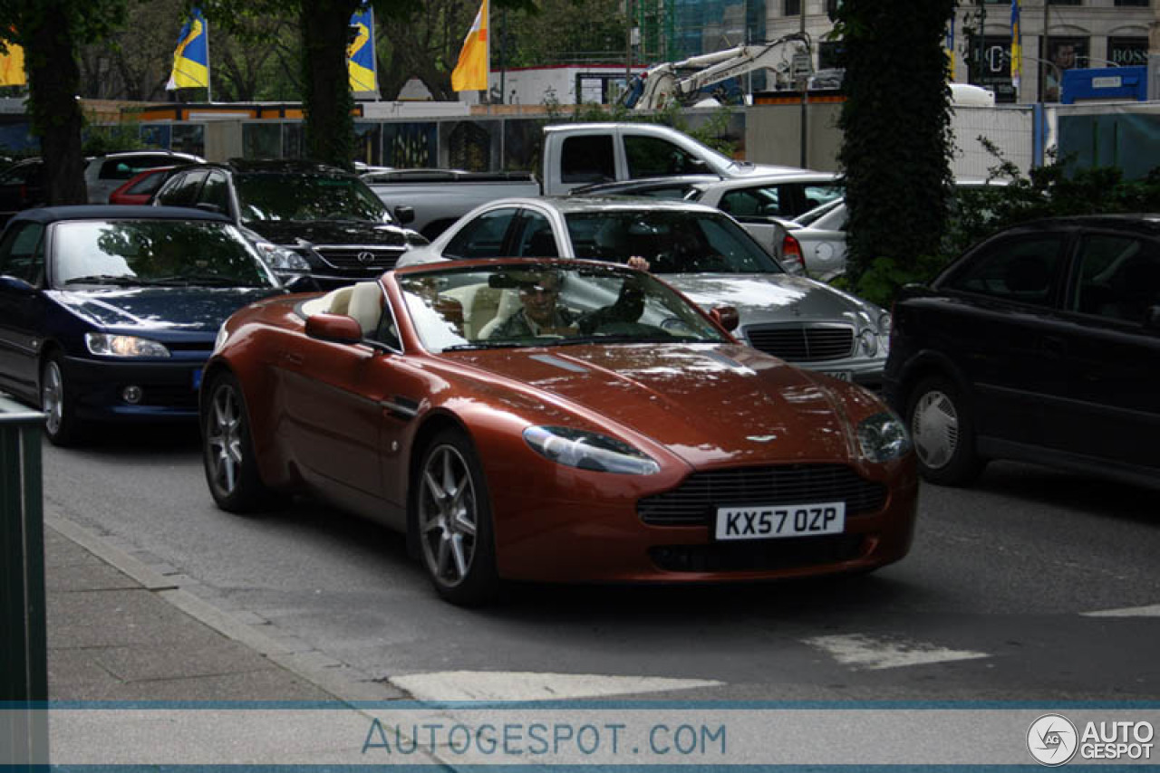 Aston Martin V8 Vantage Roadster