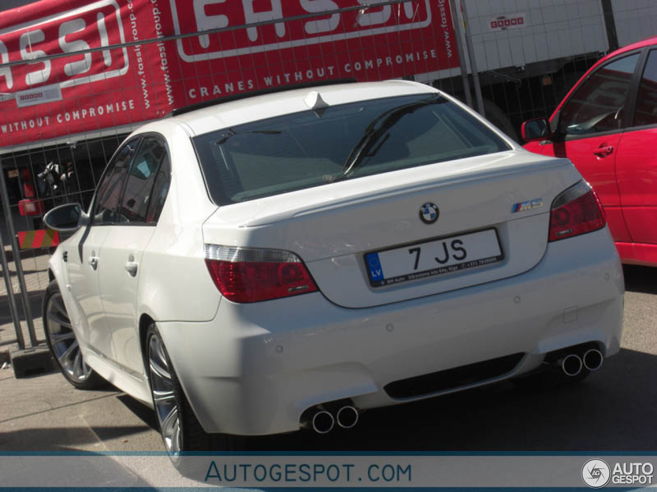 BMW M5 E60 2005